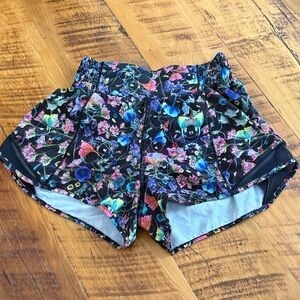 lululemon athletica Multicolor Floral Athletic Shorts 2.5 inseam hotty hot